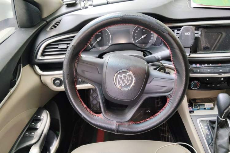 Used Buick GT 2021 Exemplar 1.5L Automatic Elite Version Steering Wheel