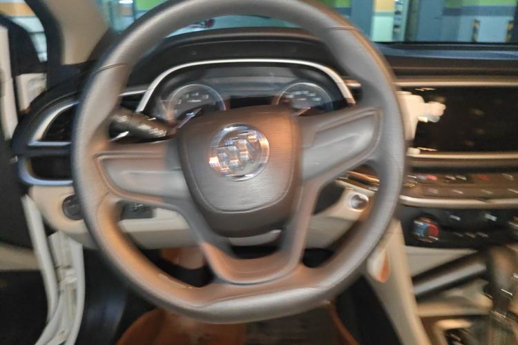 Used Buick GT 2021 Exemplar 1.5L Automatic Elite Version Steering Wheel
