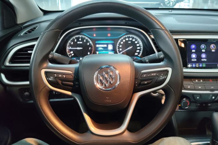 Used Buick GT 2021 Revised Version Flagship 1.5L Automatic Elite Edition Steering Wheel