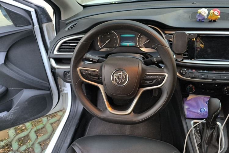 Used Buick GT 2021 Revised Version Flagship 1.5L Automatic Elite Edition Steering Wheel