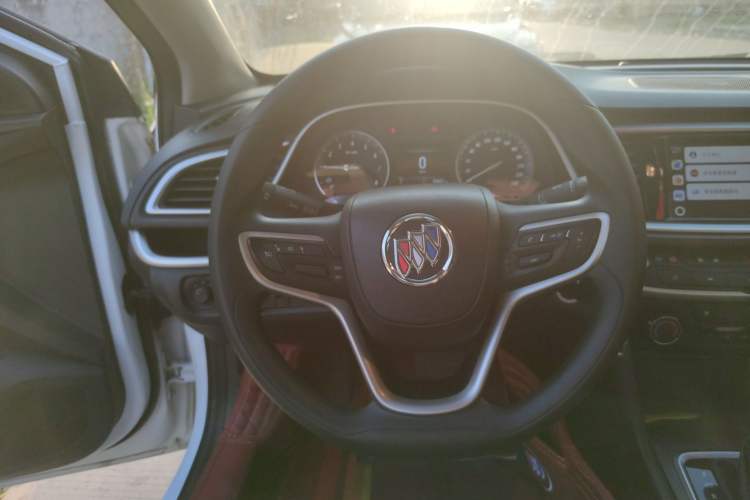 Used Buick GT 2021 Revised Version Flagship 1.5L Automatic Elite Edition Steering Wheel