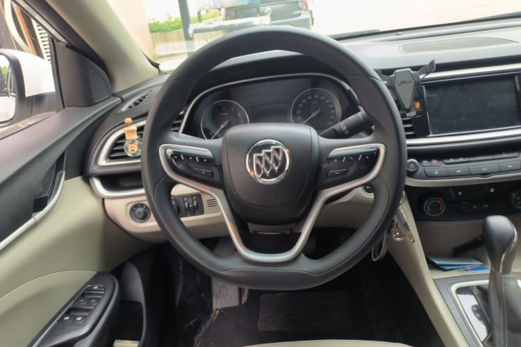 Used Buick GT 2021 Exemplar 1.5L Automatic Elite Version Steering Wheel