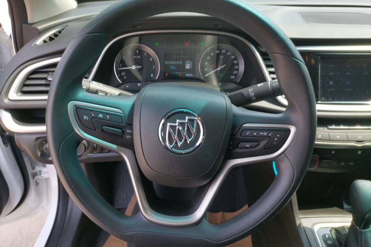 Used Buick GT 2021 Revised Version Flagship 1.5L Automatic Elite Edition Steering Wheel