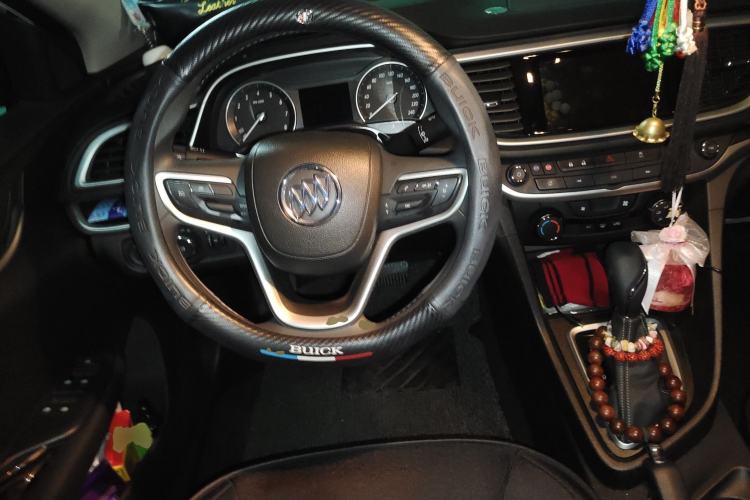 Used Buick GT 2021 Revised Version Flagship 1.5L Automatic Elite Edition Steering Wheel