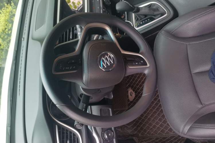 Used Buick GT 2021 Revised Version Flagship 1.5L Automatic Elite Edition Steering Wheel