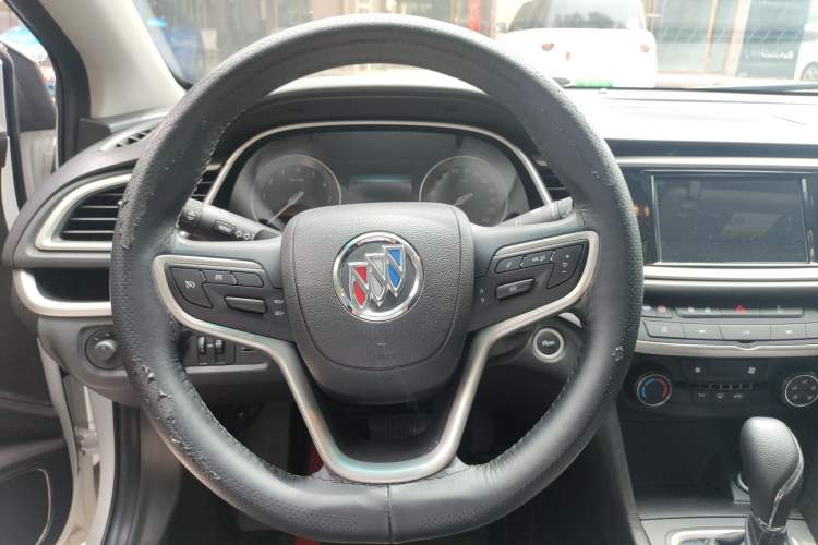 Used Buick GT 2021 Revised Version Flagship 1.5L Automatic Elite Edition Steering Wheel