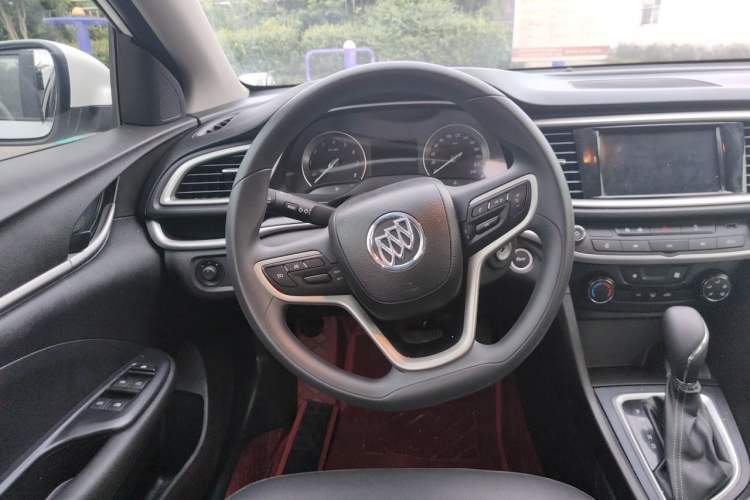 Used Buick GT 2021 Revised Version Flagship 1.5L Automatic Elite Edition Steering Wheel