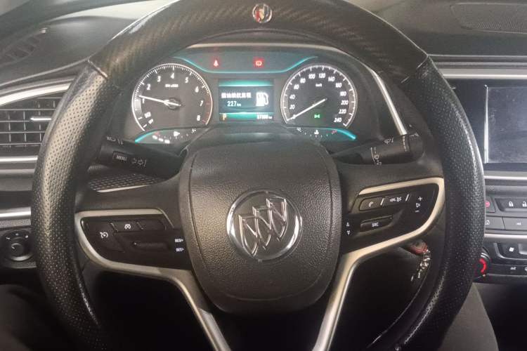Used Buick GT 2021 Revised Version Flagship 1.5L Automatic Elite Edition Steering Wheel