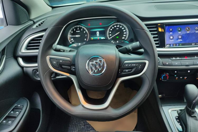 Used Buick GT 2021 Revised Version Flagship 1.5L Automatic Elite Edition Steering Wheel