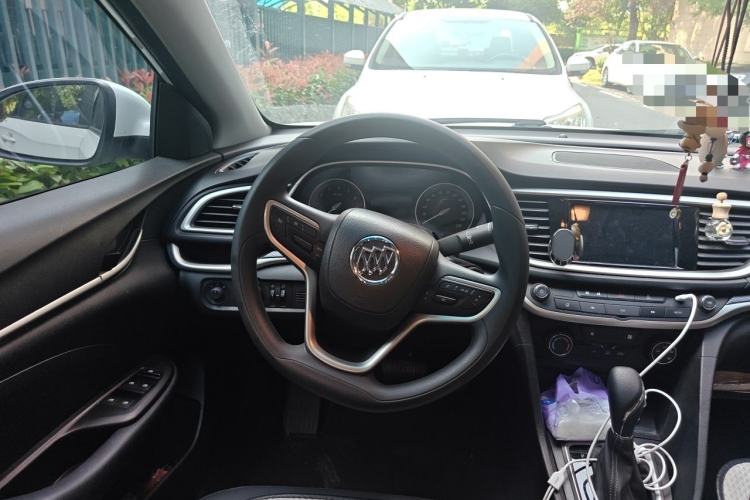 Used Buick GT 2021 Revised Version Flagship 1.5L Automatic Elite Edition Steering Wheel