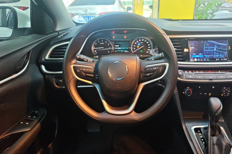 Used Buick GT 2021 Revised Version Flagship 1.5L Automatic Elite Edition Steering Wheel