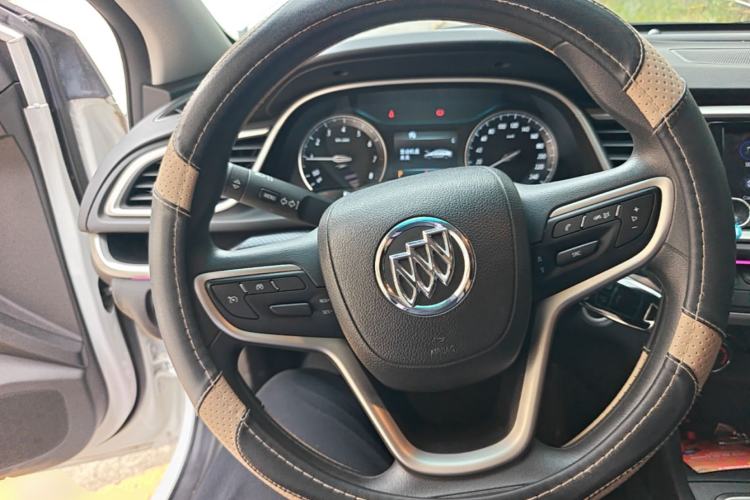 Used Buick GT 2021 Revised Version Flagship 1.5L Automatic Elite Edition Steering Wheel