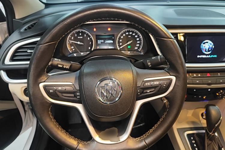 Used Buick GT 2021 Exemplar 1.5L Automatic Elite Version Steering Wheel
