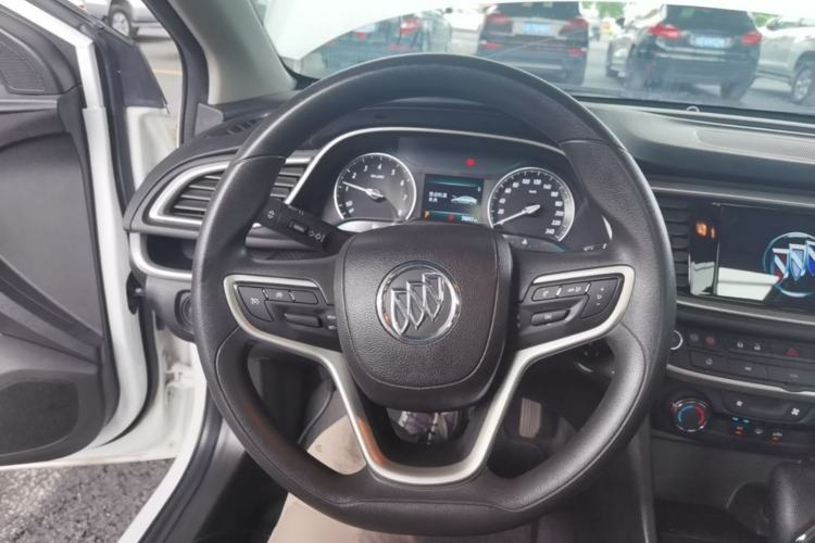 Used Buick GT 2021 Revised Version Flagship 1.5L Automatic Elite Edition Steering Wheel