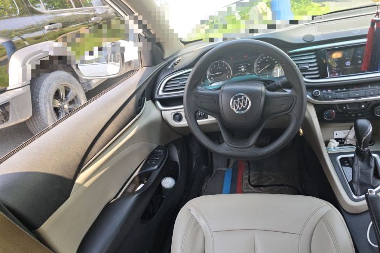Used Buick GT 2021 Exemplar 1.5L Automatic Elite Version Steering Wheel