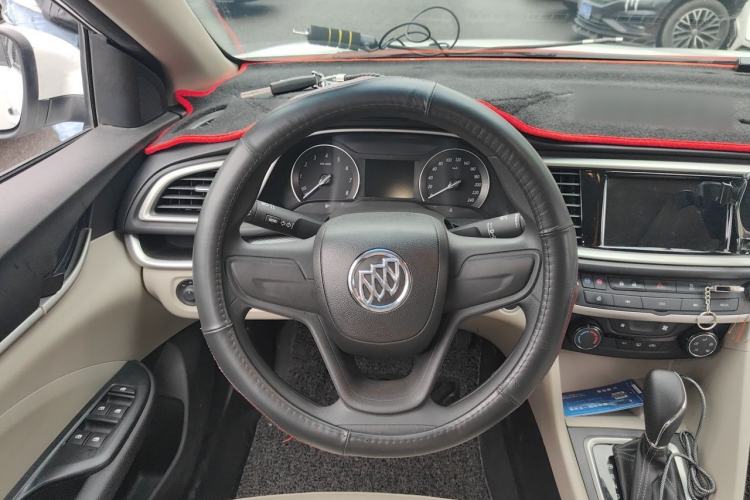 Used Buick GT 2021 Exemplar 1.5L Automatic Elite Version Steering Wheel