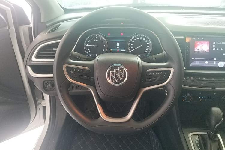 Used Buick GT 2021 Revised Version Flagship 1.5L Automatic Elite Edition Steering Wheel