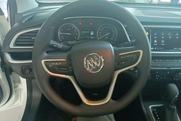 Used Buick GT 2021 Revised Version Flagship 1.5L Automatic Entry-Level Trim Steering Wheel