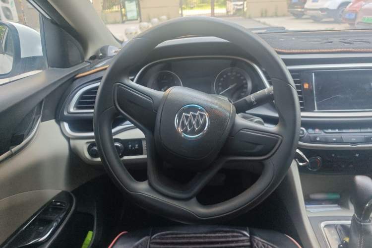 Used Buick GT 2021 Exemplar 1.5L Automatic Elite Version Steering Wheel