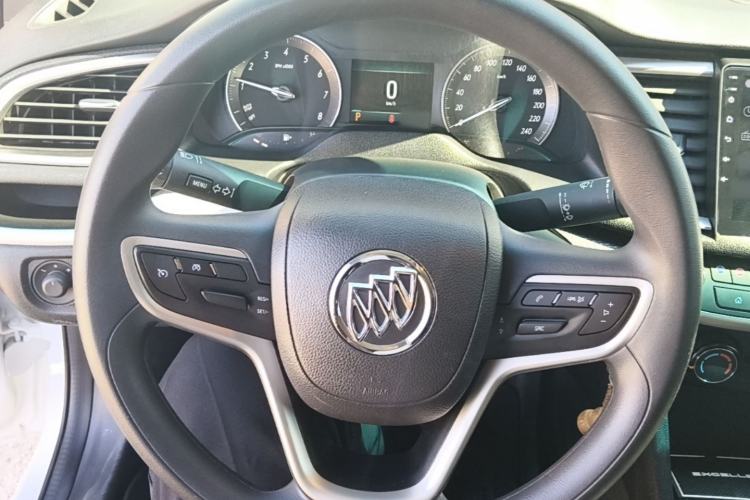 Used Buick GT 2021 Revised Version Flagship 1.5L Automatic Elite Edition Steering Wheel