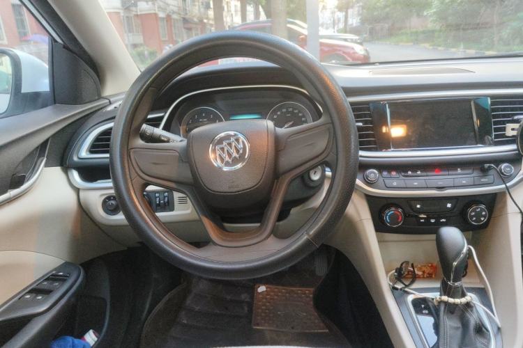 Used Buick GT 2021 Exemplar 1.5L Automatic Elite Version Steering Wheel