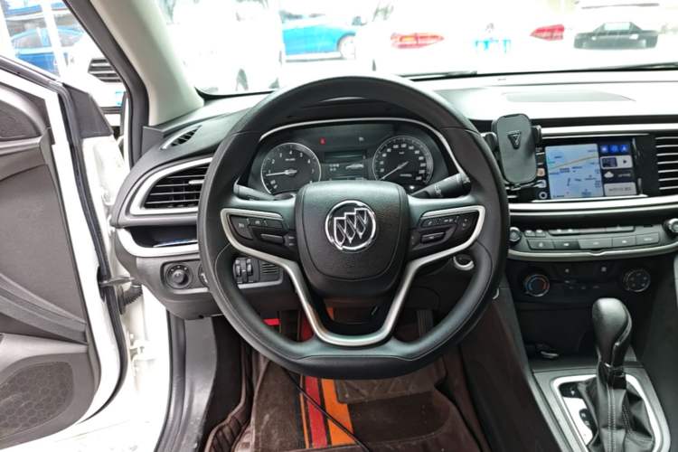 Used Buick GT 2021 Revised Version Flagship 1.5L Automatic Elite Edition Steering Wheel