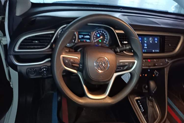 Used Buick GT 2021 Revised Version Flagship 1.5L Automatic Entry-Level Trim Steering Wheel