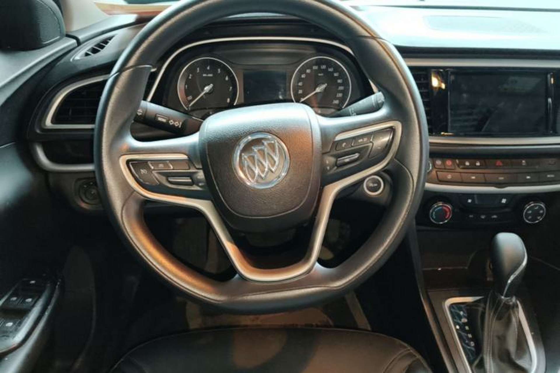 Used Buick GT 2021 Revised Version 1.3T Automatic Mild Hybrid Elite Edition Steering Wheel