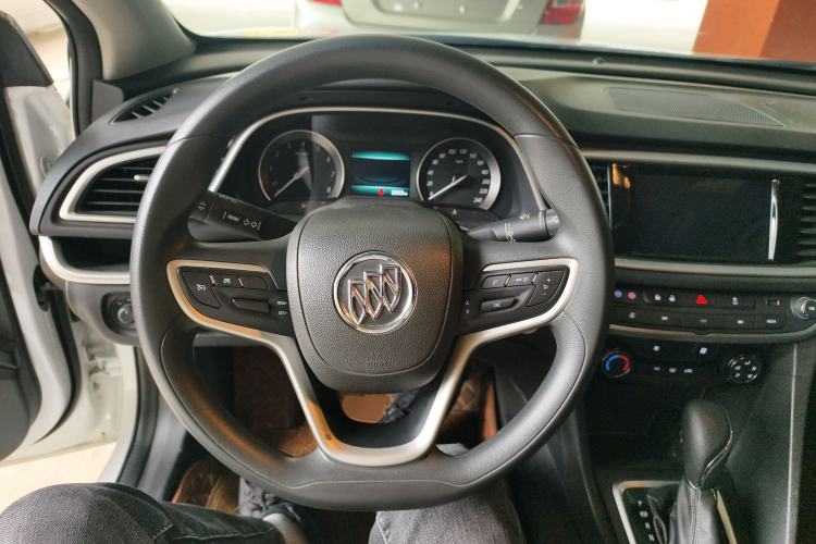 Used Buick GT 2021 Revised Version Flagship 1.5L Automatic Elite Edition Steering Wheel