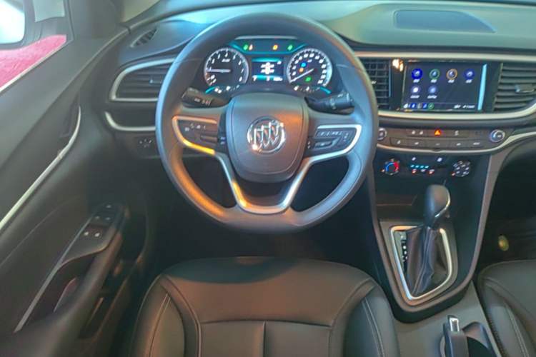 Used Buick GT 2021 Revised Version Flagship 1.5L Automatic Entry-Level Trim Steering Wheel