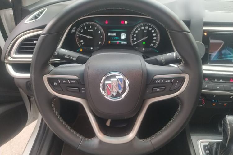 Used Buick GT 2021 1.3T Automatic Mild Hybrid Elite Version Steering Wheel