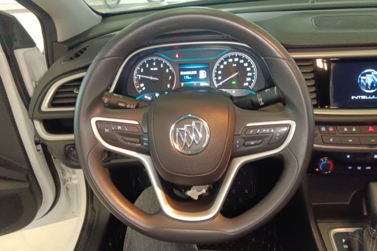 Used Buick GT 2021 Revised Version Flagship 1.5L Automatic Elite Edition Steering Wheel