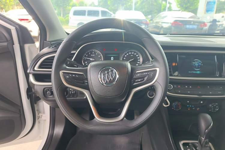 Used Buick GT 2021 Revised Version Flagship 1.5L Automatic Elite Edition Steering Wheel