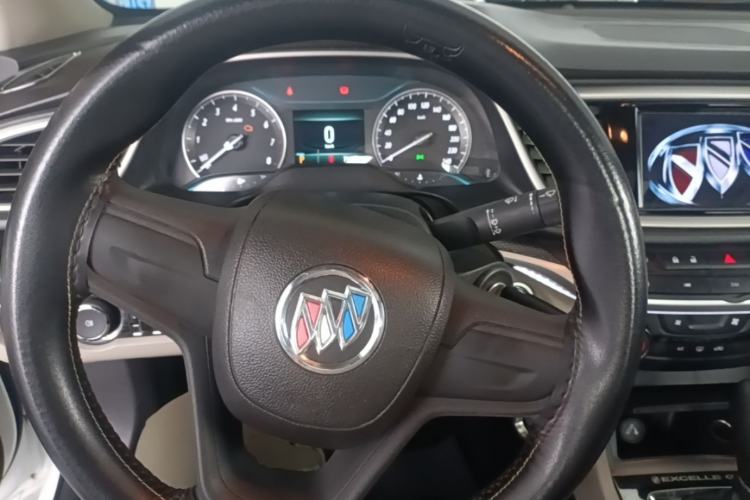 Used Buick GT 2021 Exemplar 1.5L Automatic Elite Version Steering Wheel