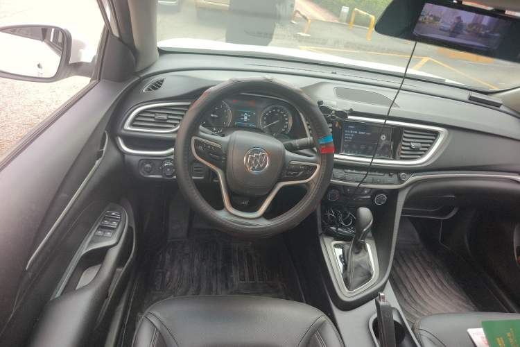 Used Buick GT 2021 Revised Version Flagship 1.5L Automatic Elite Edition Steering Wheel