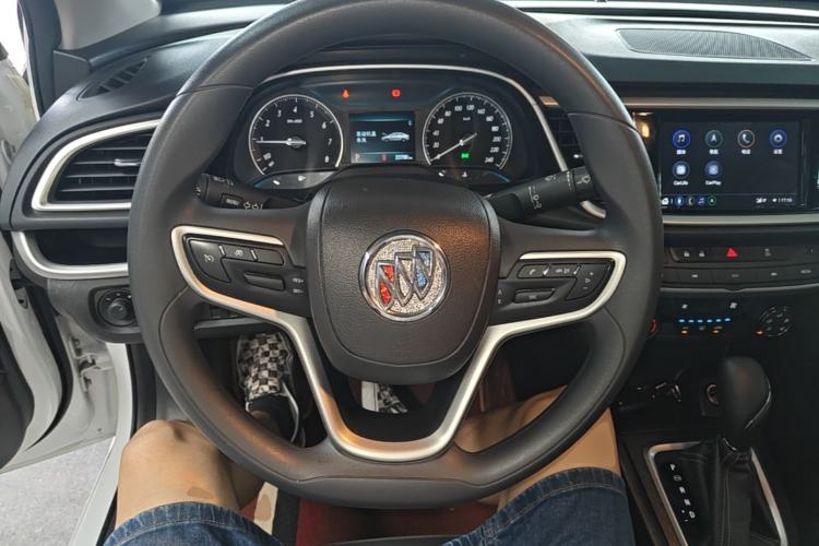 Used Buick GT 2021 Revised Version Flagship 1.5L Automatic Elite Edition Steering Wheel