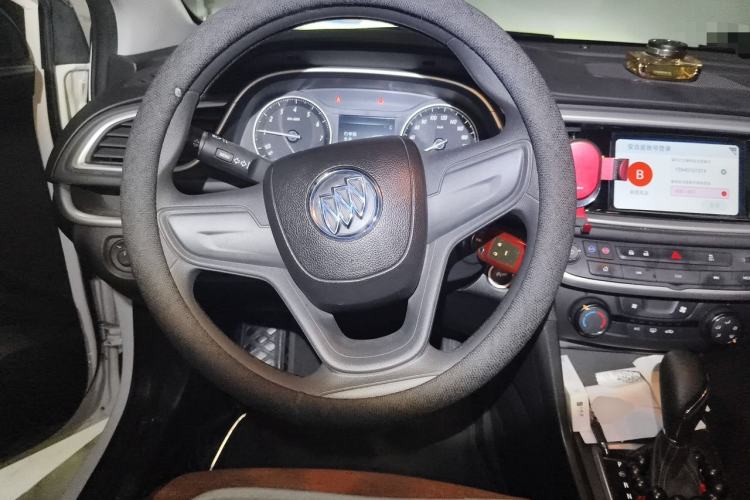 Used Buick GT 2021 1.3T Automatic Mild Hybrid Elite Version Steering Wheel