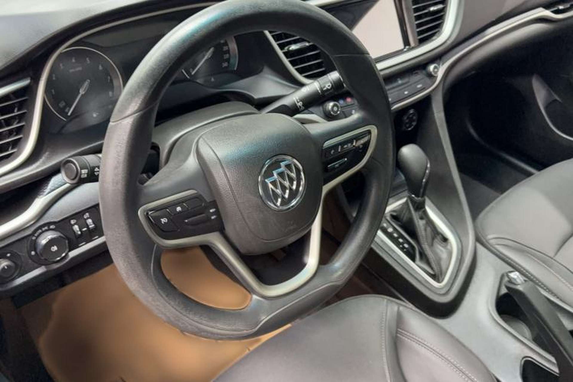 Used Buick GT 2021 Revised Version Flagship 1.5L Automatic Elite Edition Steering Wheel