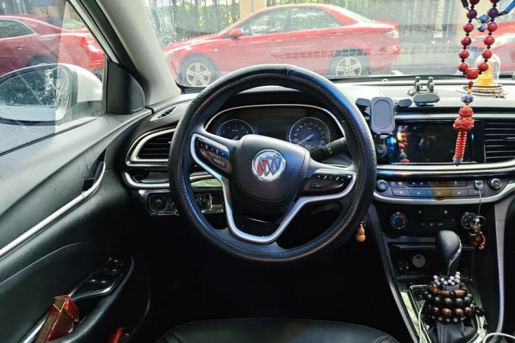 Used Buick GT 2021 1.3T Automatic Mild Hybrid Elite Version Steering Wheel