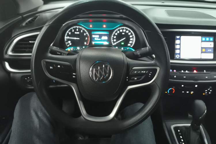 Used Buick GT 2021 Revised Version Flagship 1.5L Automatic Elite Edition Steering Wheel