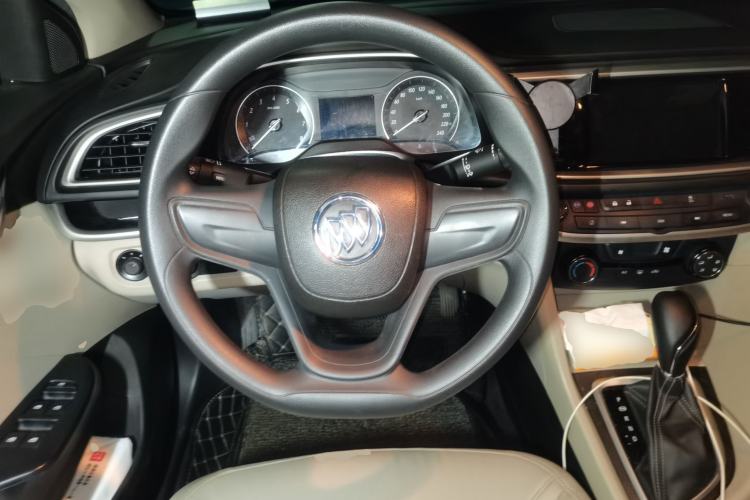 Used Buick GT 2021 Exemplar 1.5L Automatic Elite Version Steering Wheel