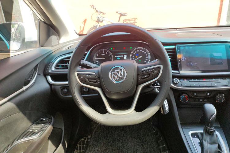 Used Buick GT 2021 Revised Version Flagship 1.5L Automatic Elite Edition Steering Wheel
