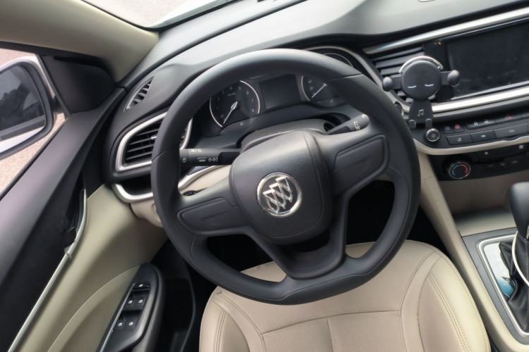 Used Buick GT 2021 Exemplar 1.5L Automatic Elite Version Steering Wheel