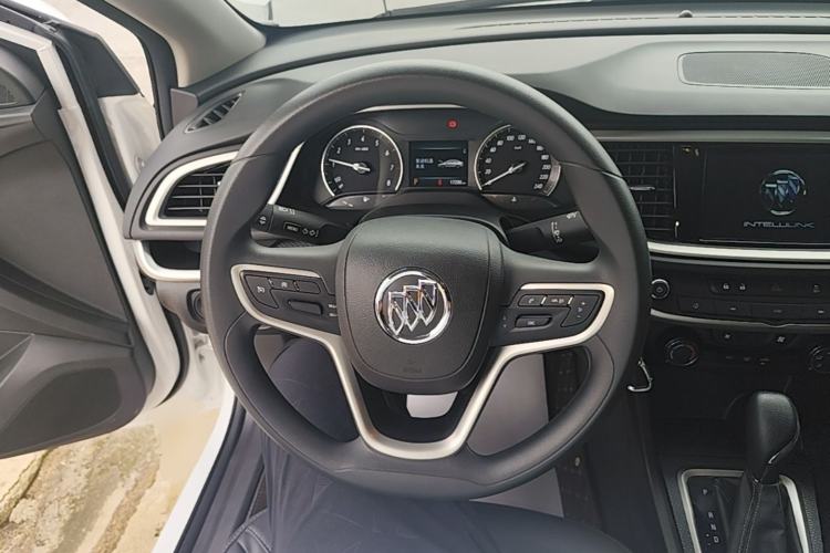 Used Buick GT 2021 Revised Version Flagship 1.5L Automatic Entry-Level Trim Steering Wheel