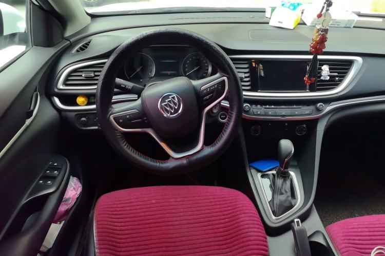 Used Buick GT 2021 Revised Version Flagship 1.5L Automatic Elite Edition Steering Wheel