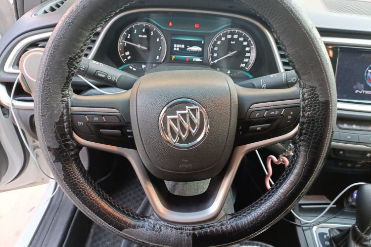 Used Buick GT 2021 Revised Version Flagship 1.5L Automatic Elite Edition Steering Wheel