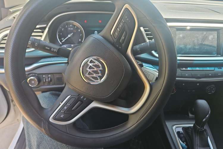 Used Buick GT 2021 Revised Version Flagship 1.5L Automatic Elite Edition Steering Wheel