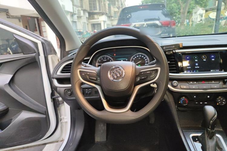 Used Buick GT 2021 Revised Version Flagship 1.5L Automatic Elite Edition Steering Wheel