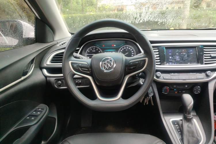 Used Buick GT 2021 Revised Version Flagship 1.5L Automatic Elite Edition Steering Wheel