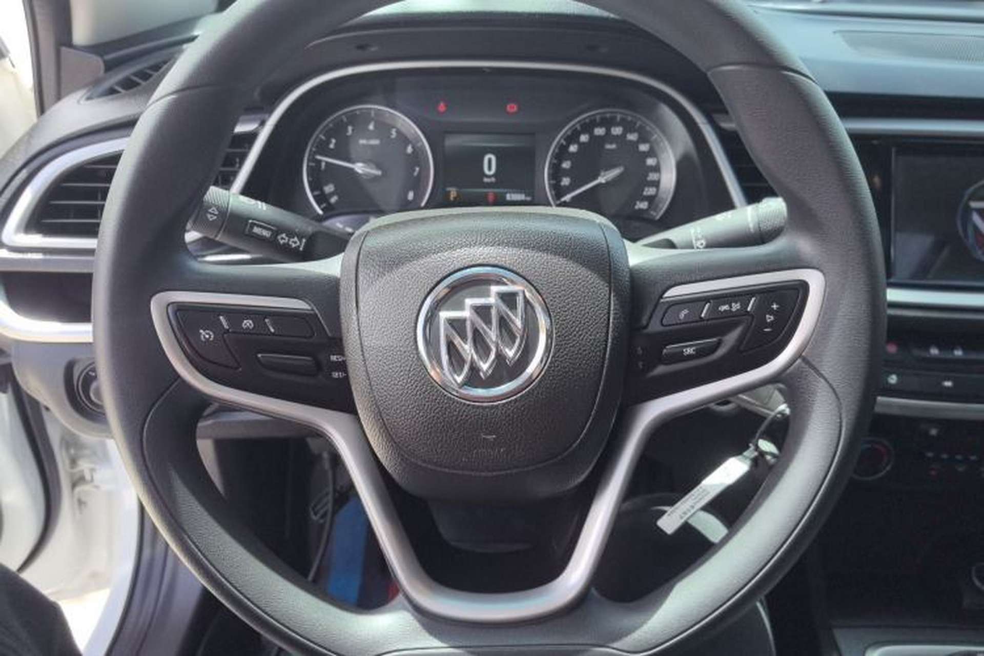 Used Buick GT 2021 Revised Version Flagship 1.5L Automatic Elite Edition Steering Wheel